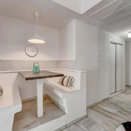 Graceful Brand New In Altamira * Адехе