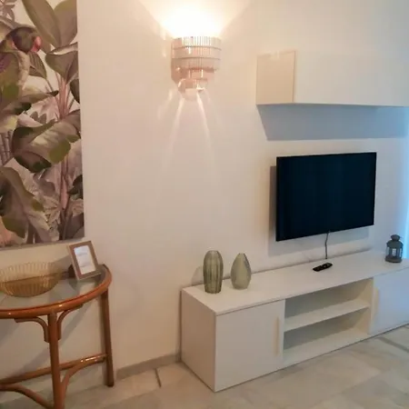 Graceful Brand New In Altamira Apartment *