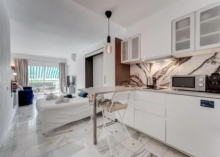 Graceful Brand New In Altamira *