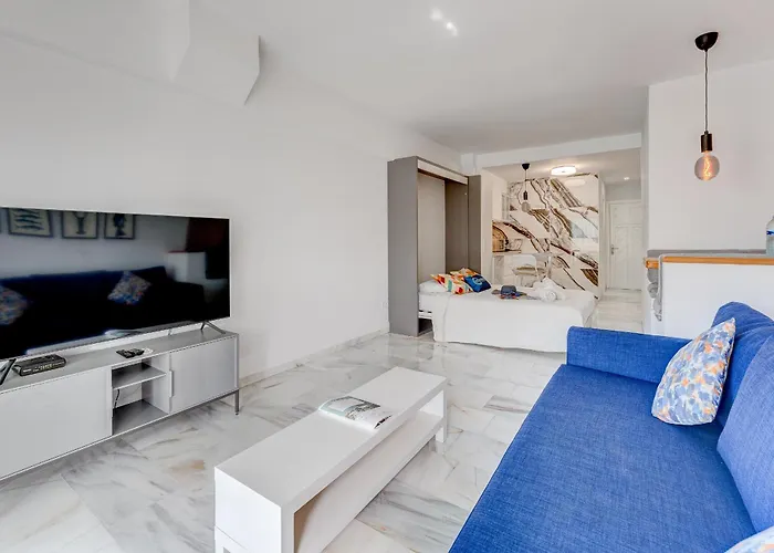 Graceful Brand New In Altamira Apartament *