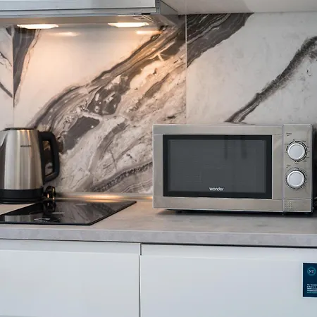 Graceful Brand New In Altamira Διαμέρισμα